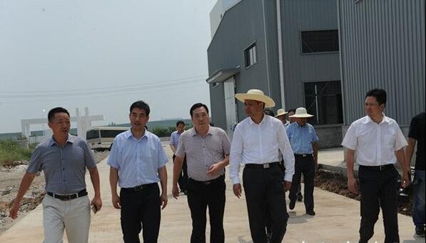 市長秦軍到封神新材調(diào)研指導(dǎo)工作